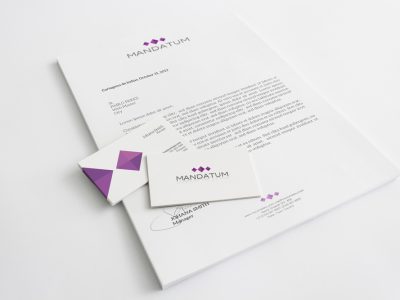 Création d'identité visuelle pour Mandatum, réalisée par Margarita Pautrat graphiste freelance à Perpignan.